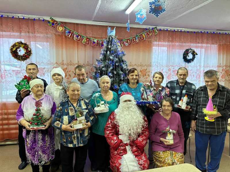 Поздравление от активистов Тоншаевского районного центра детского творчества.
